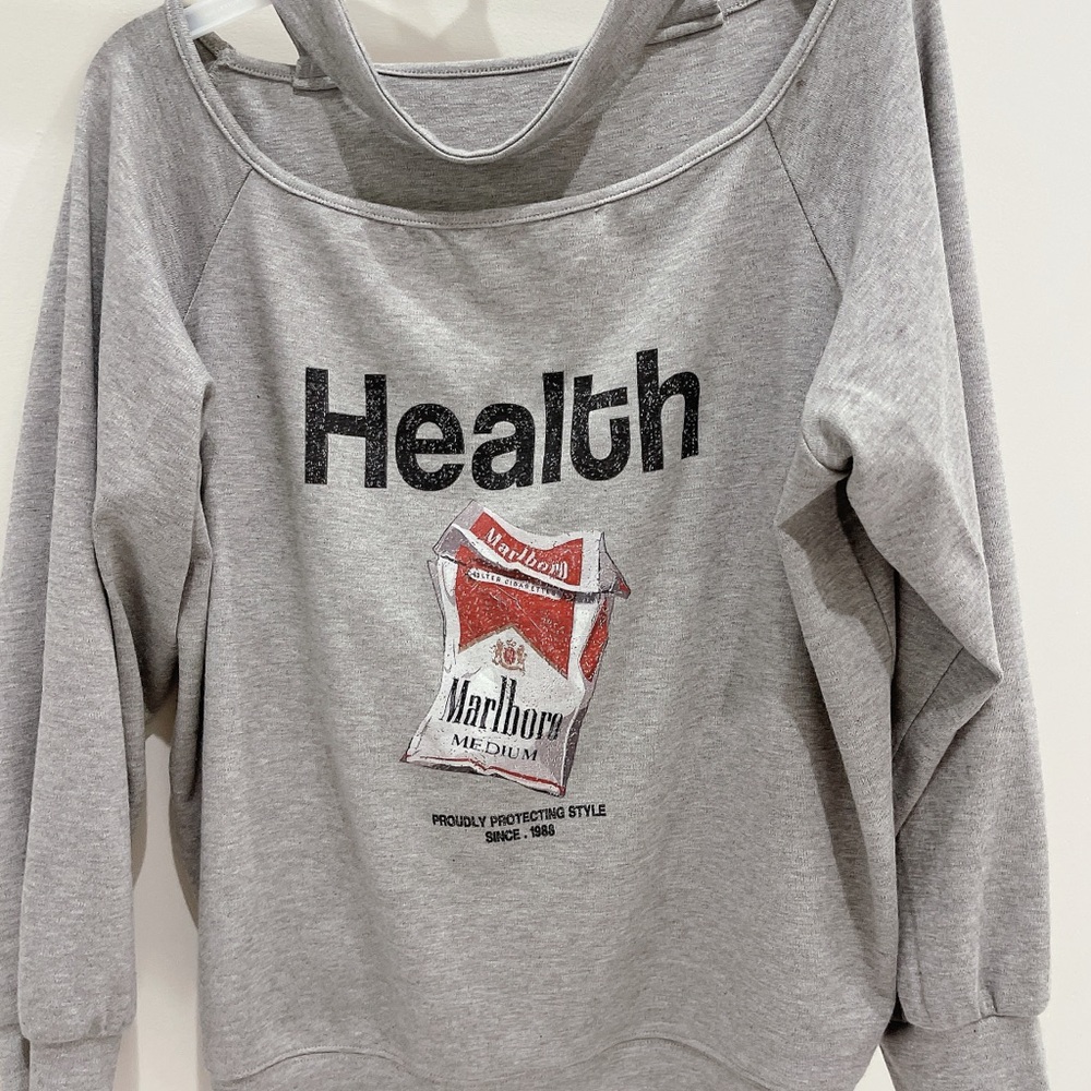 Sweatshirt
